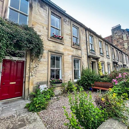 Remarkable 5Br Townhouse With Garden, Sleeps 12 EDI Buitenkant foto