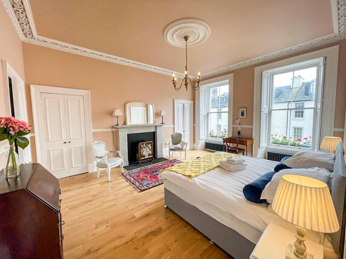 Remarkable 5Br Townhouse With Garden, Sleeps 12 EDI Buitenkant foto